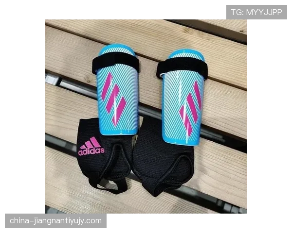 护腿板规则：为什么球员必须佩戴，裁判如何检查合规性？