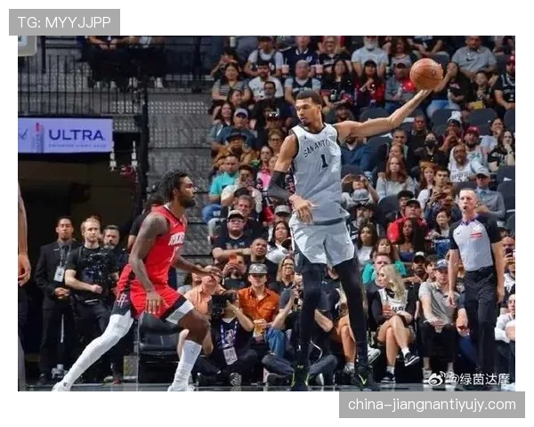 申京挡拆创造错位优势提升内线效率主导火箭攻防节奏