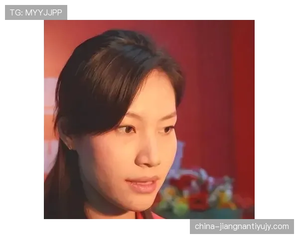 谢杏芳居然说普通炒菜太奢侈了？我还以为她家厨房就是五星级餐厅现场呢